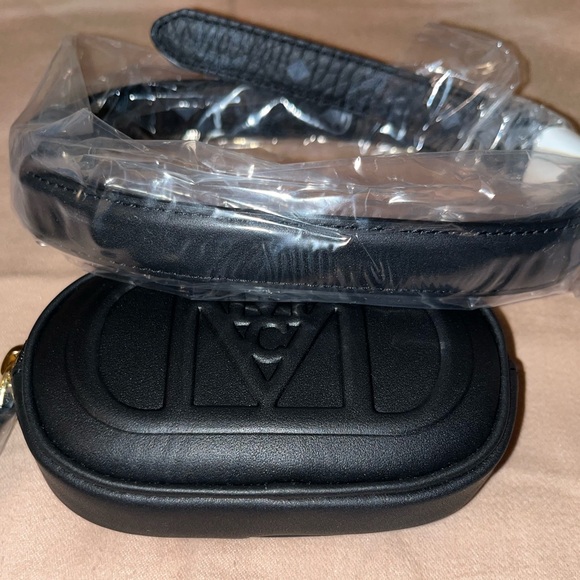 !!NEW!! MCM Mode Travia Belt Bag - Picture 5 of 7